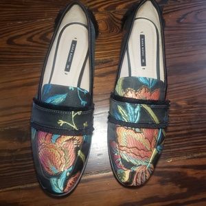 Zara Basic Frayed Jacquard Floral Loafers